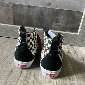 Brand New Men’s Vans